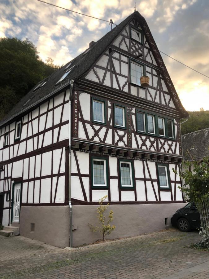 Schoene Ferienwohnung Altes Gebaelk Fachwerkhaus باشاراش المظهر الخارجي الصورة